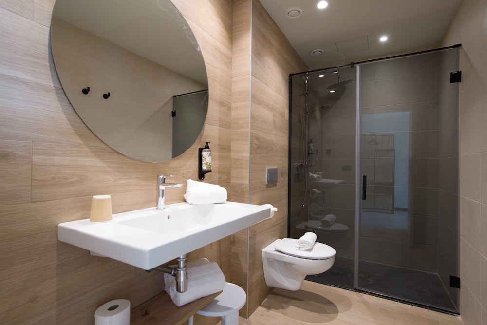 Family, Quadruple, Multiple Beds، ibis Styles Santander 5/7