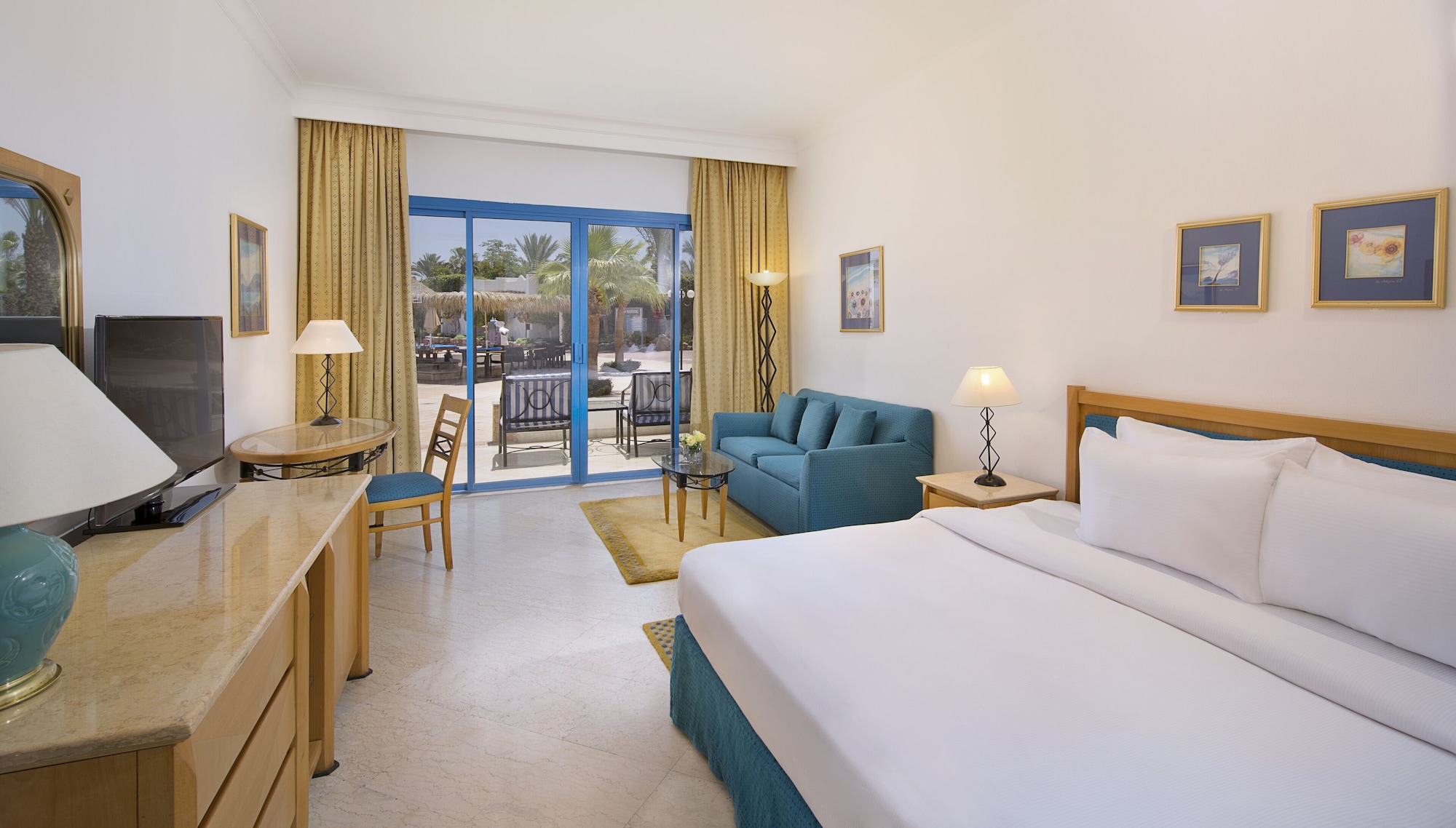 SUPERIOR, DOUBLE OR TWIN BED, POOL VIEW