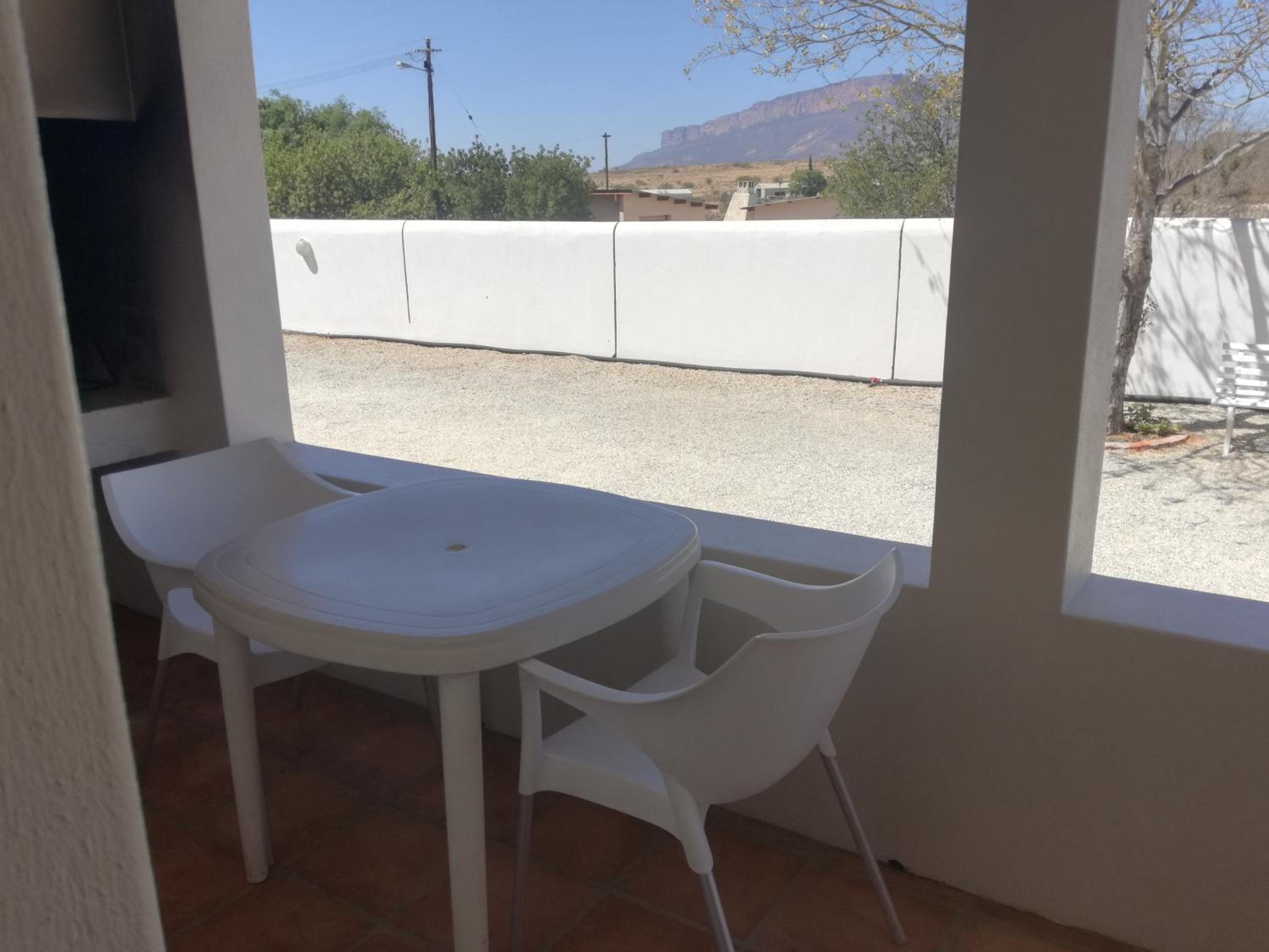 Aant Dorpseind B&B 36/42