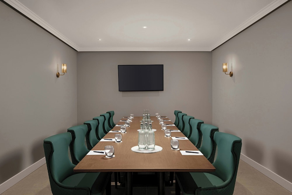 Delta Hotels by Marriott Colchester 52/62