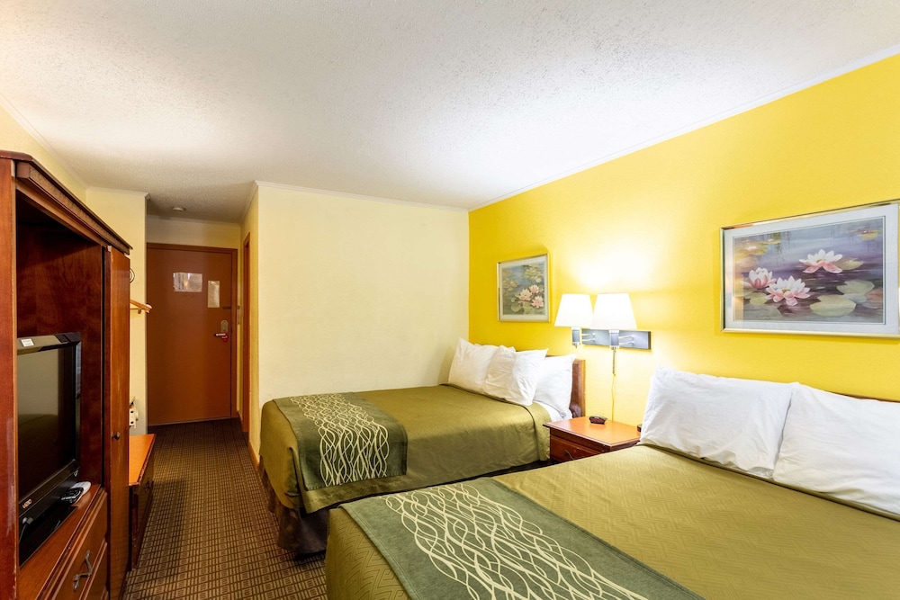 Econo Lodge Morgantown 16/31