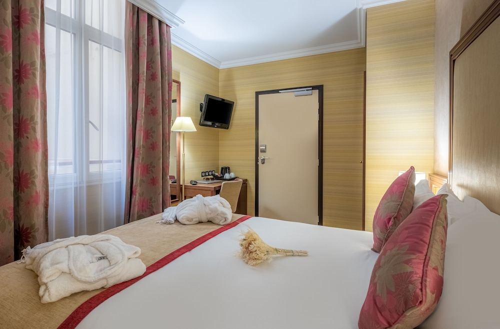 Hotel Saint Honore 11/35
