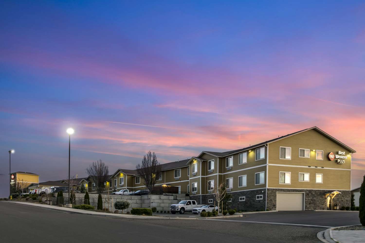 Best Western Plus Grapevine Inn 4/42