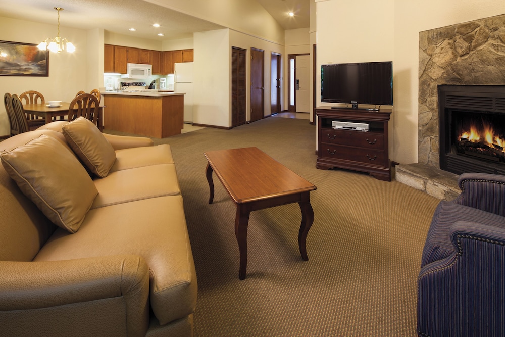 Club Wyndham Resort at Fairfield Mountains 30/50