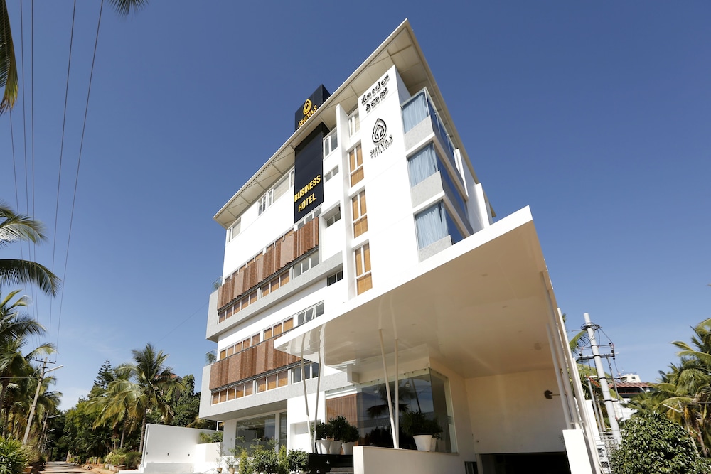 Hotel Shivas Gateway 5/77