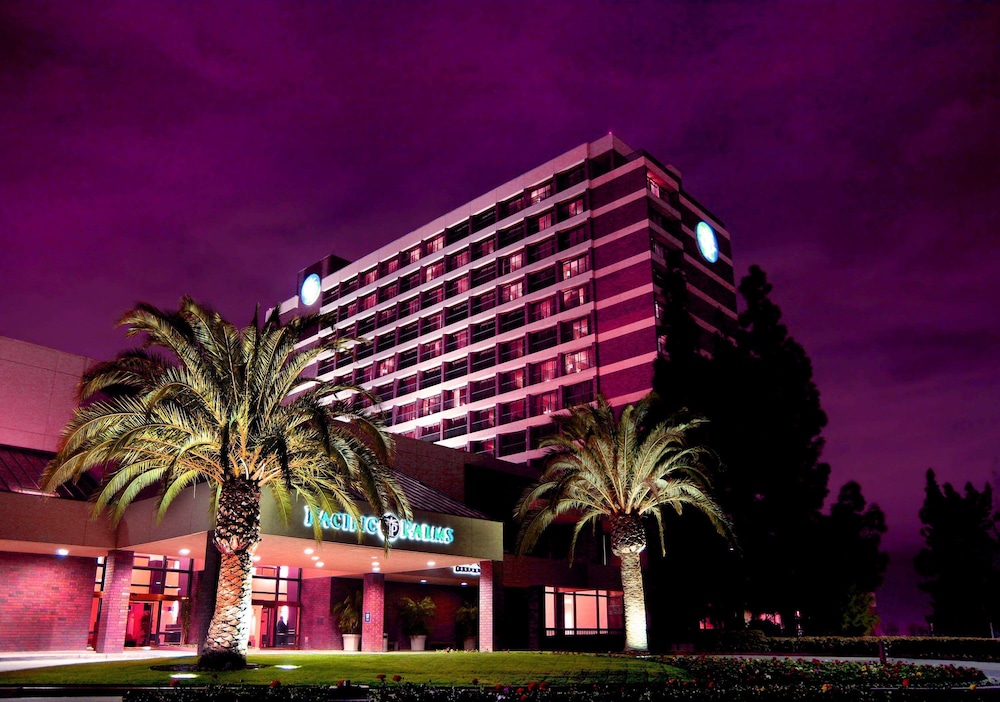 Pacific Palms Resort 2/50
