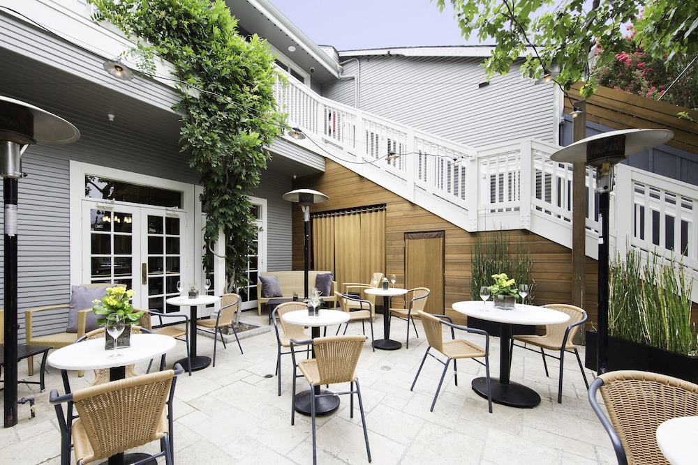 El Dorado Hotel And Kitchen 45/50