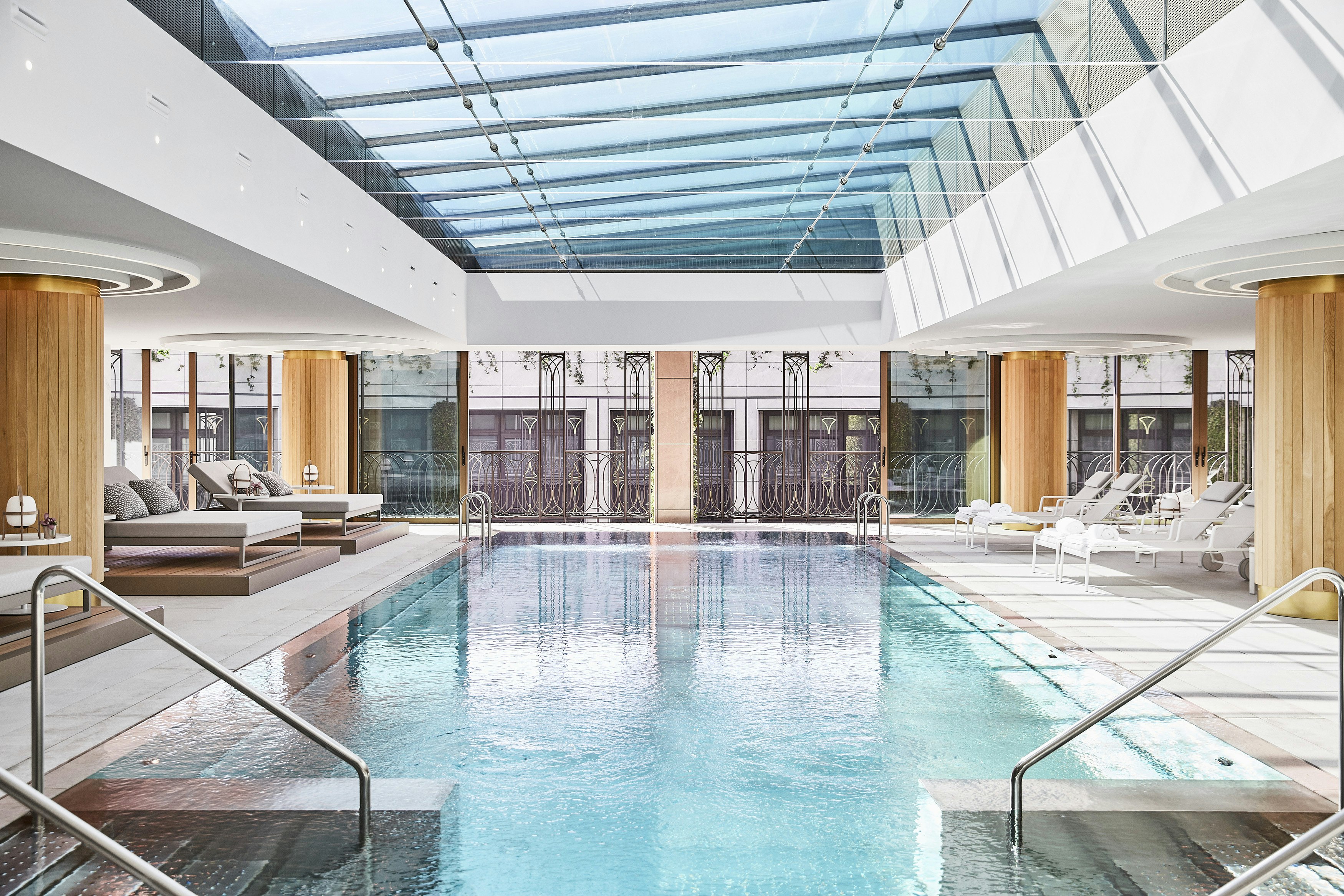 Four Seasons Hotel Madrid 24/72