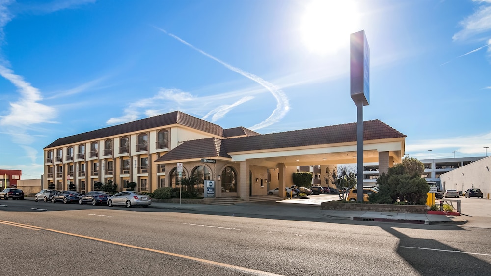 Best Western Norwalk Inn 5/35
