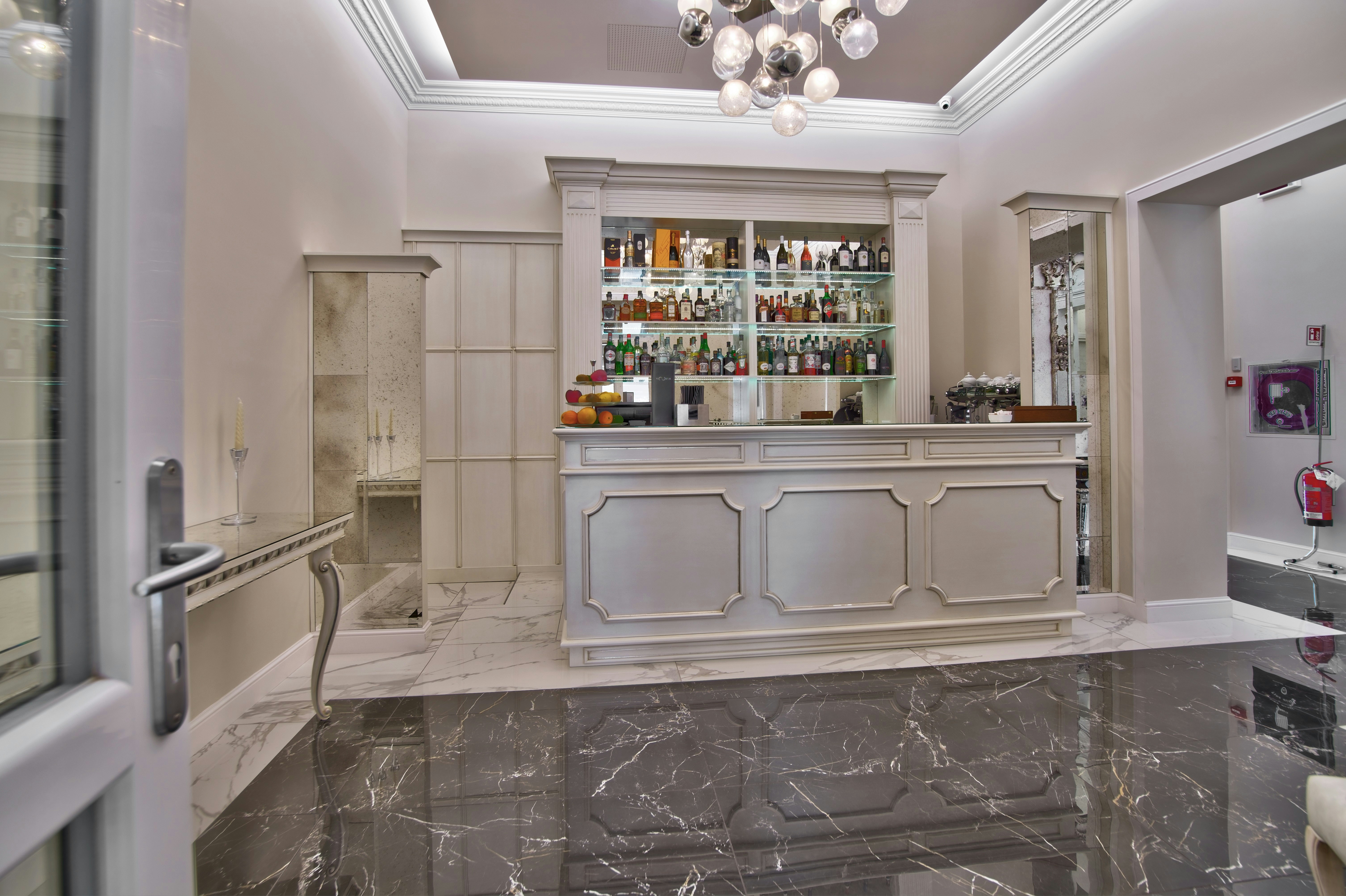 The Moon Boutique Hotel 15/16