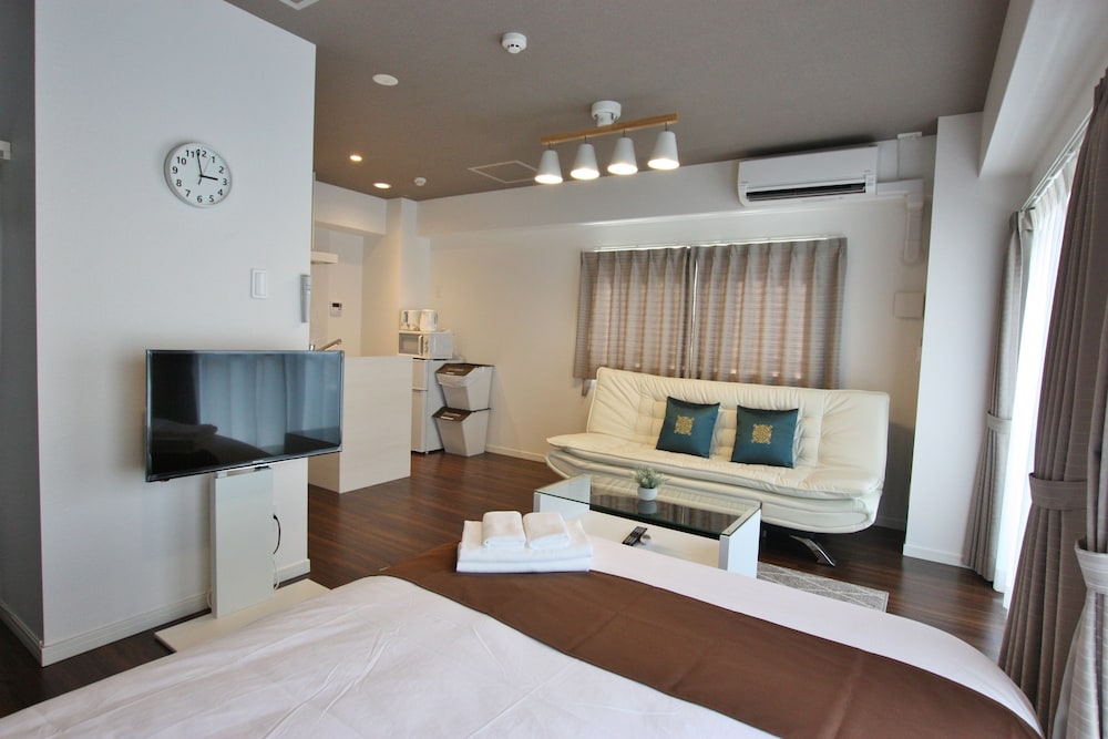 Forest Inn Tenjin Minami 52/60