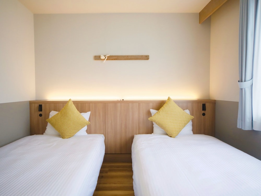 CORAL, TWIN BEDS