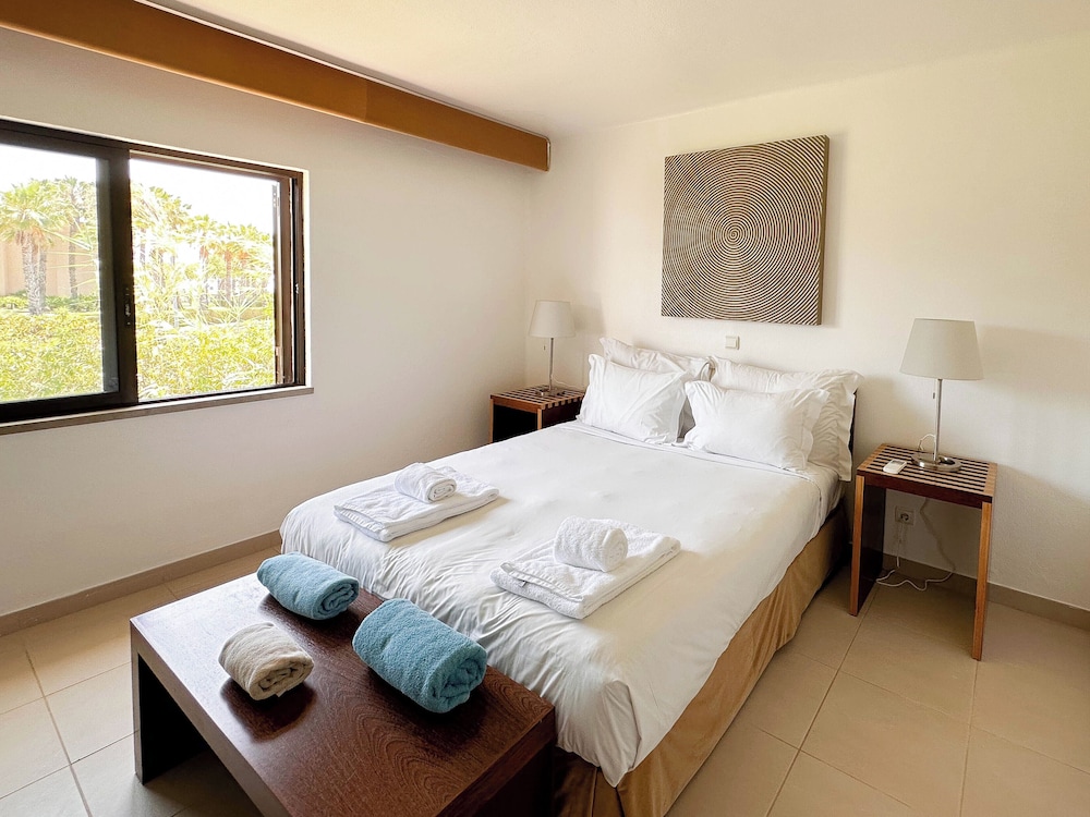 2 BEDROOMS, APARTMENT