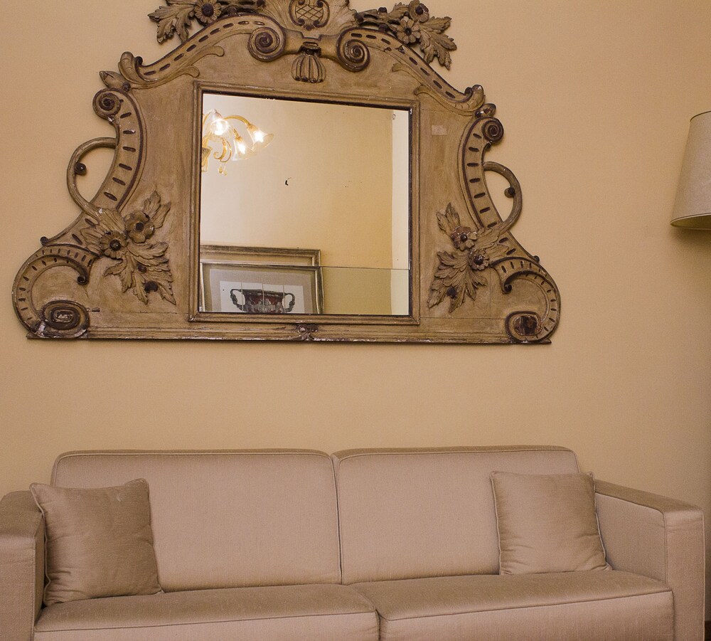 Palazzo Galletti Residenza D Epoca B&B Hotel 32/45