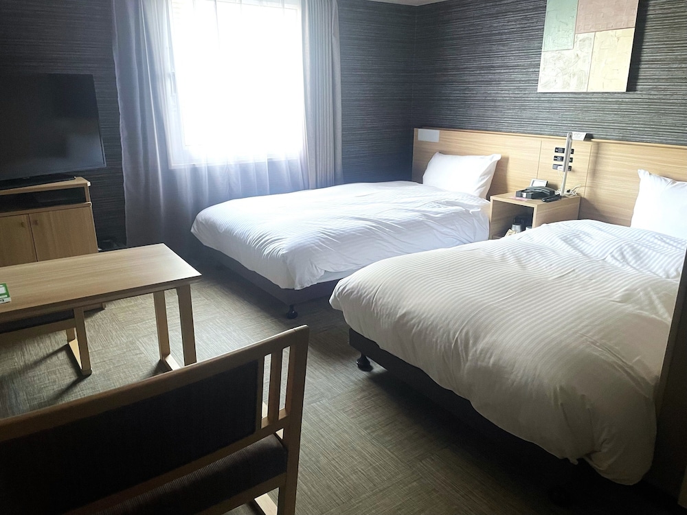 Hotel Route Inn Sakurai Ekimae 3/23