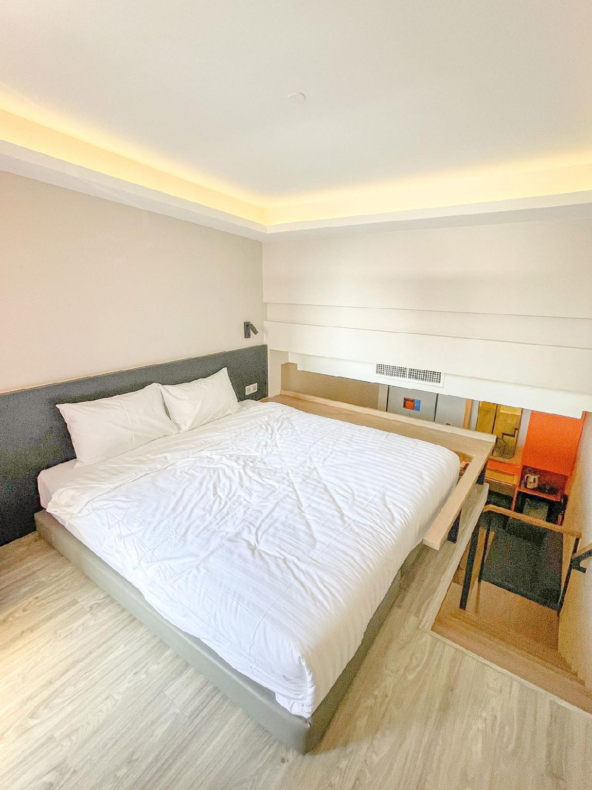 1 Bedroom, Family