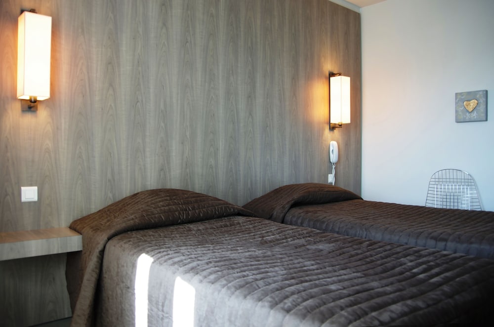 Bliss Hotel 20/70