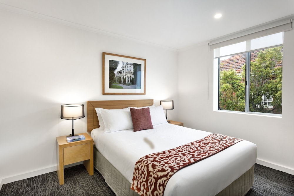 1 BEDROOM, EXECUTIVE, APARTMENT
