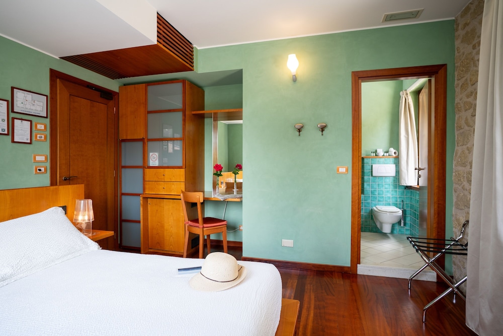 Hotel Cesare 14/50