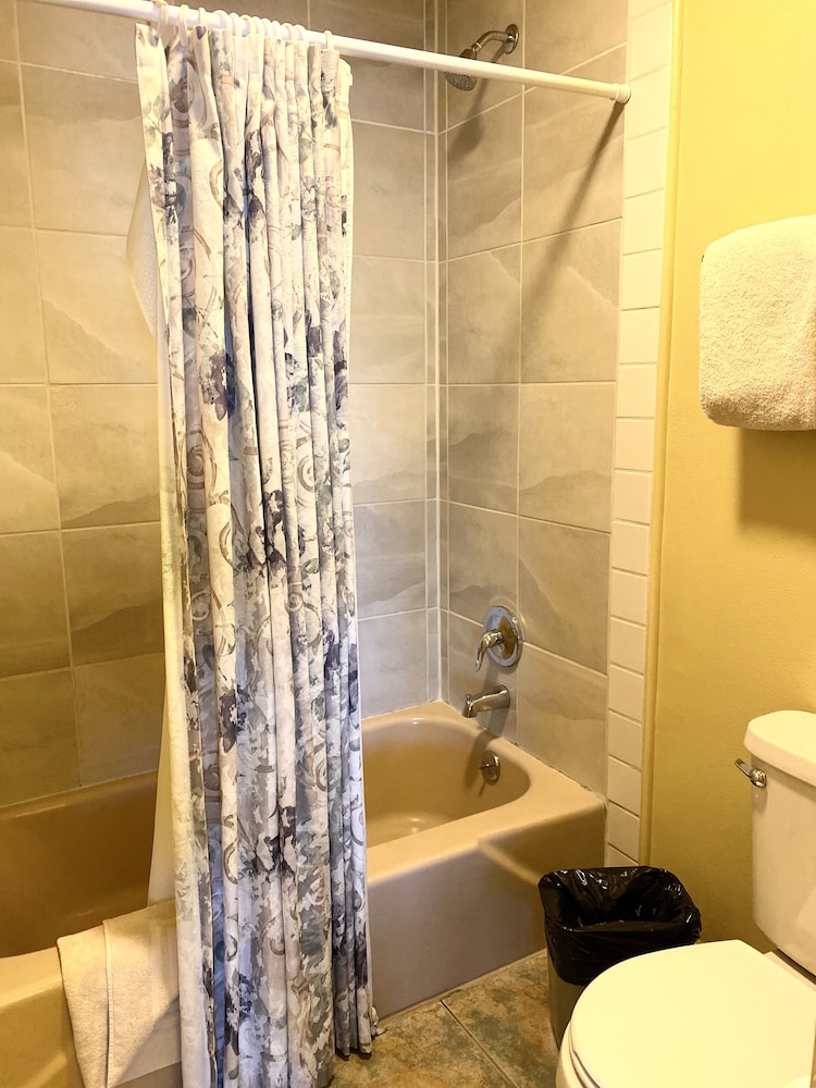 Tahoe Lakeshore Lodge & Spa 23/62