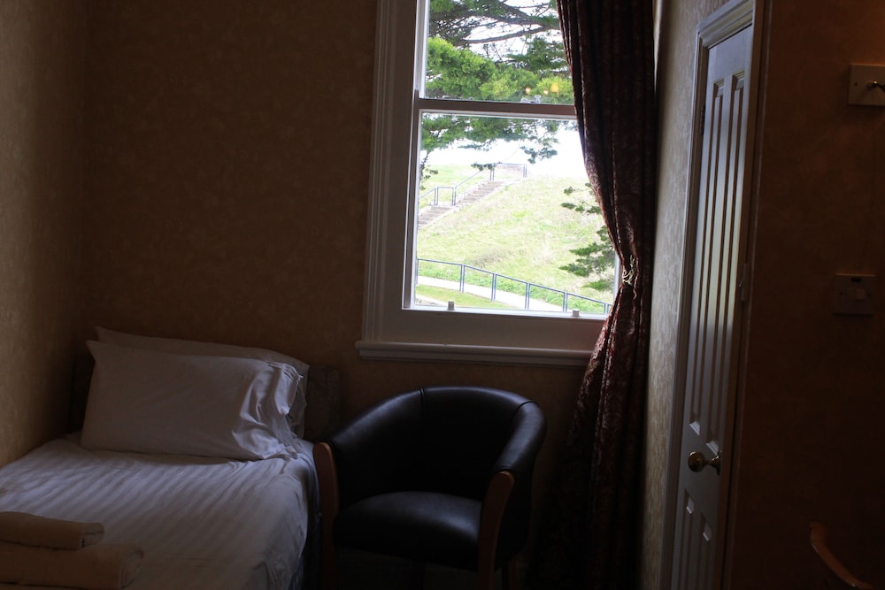 Headlands Hotel 9/33