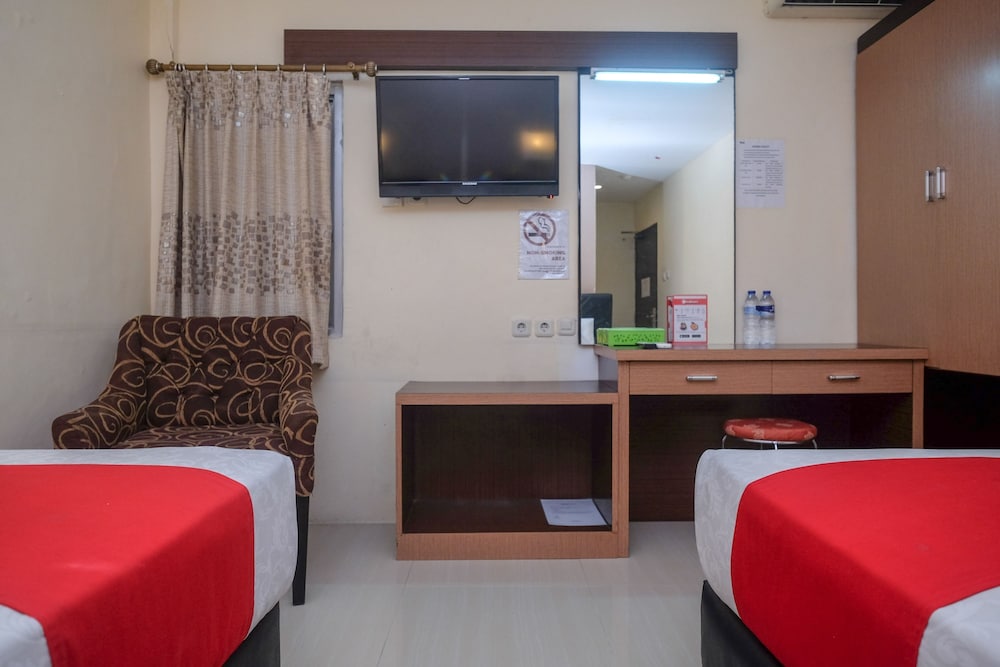 RedDoorz Plus Grand Populer Hotel (ex Nida Rooms Makassar Sulawesi) 17/33
