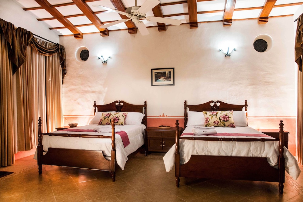 HACIENDA NOC-AC HOTEL & SPA 11/50