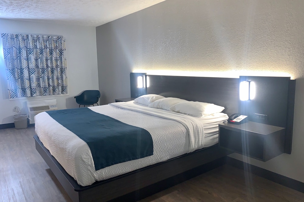 Motel6 Hillsville, VA 18/50