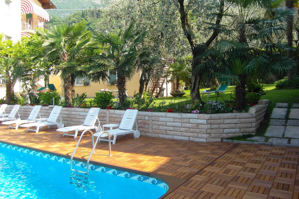 Hotel Casa Serena 6/53