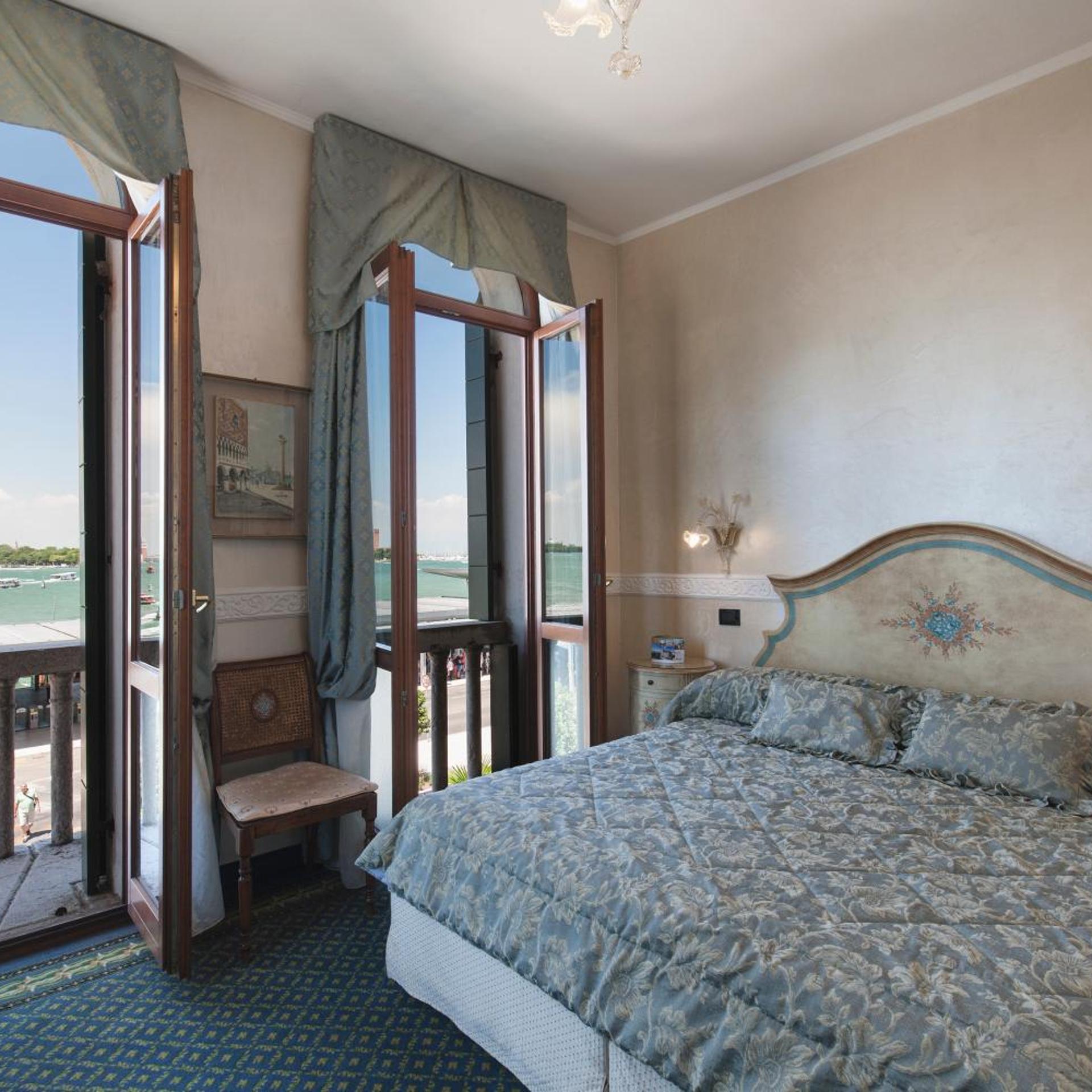 Superior, Double Bed, San Marco View
