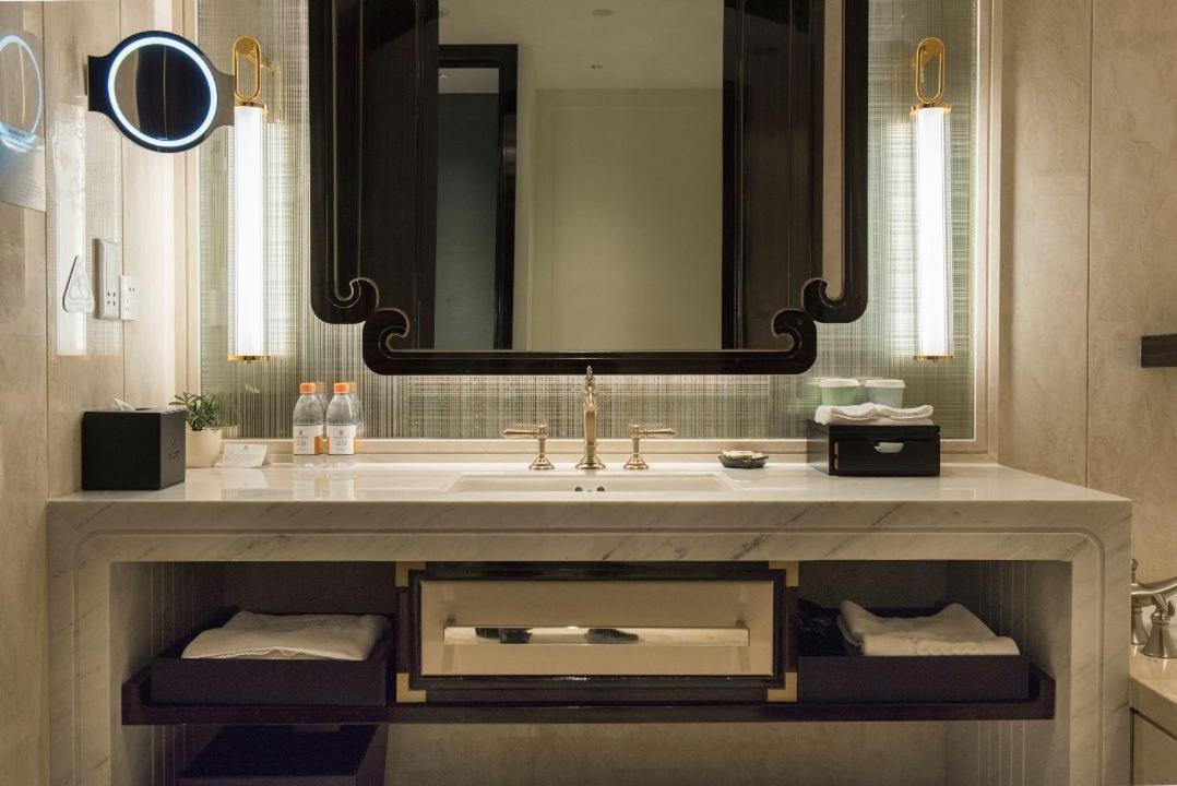 Zhejiang Xizi Hotel 55/55