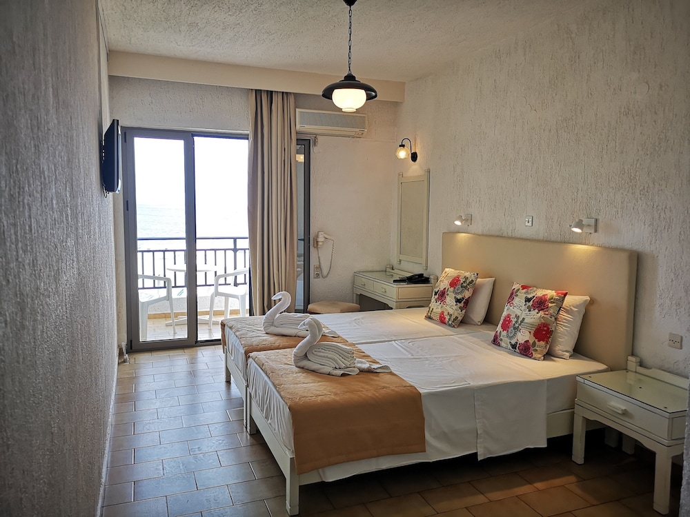 Dimitra Hotel 6/42
