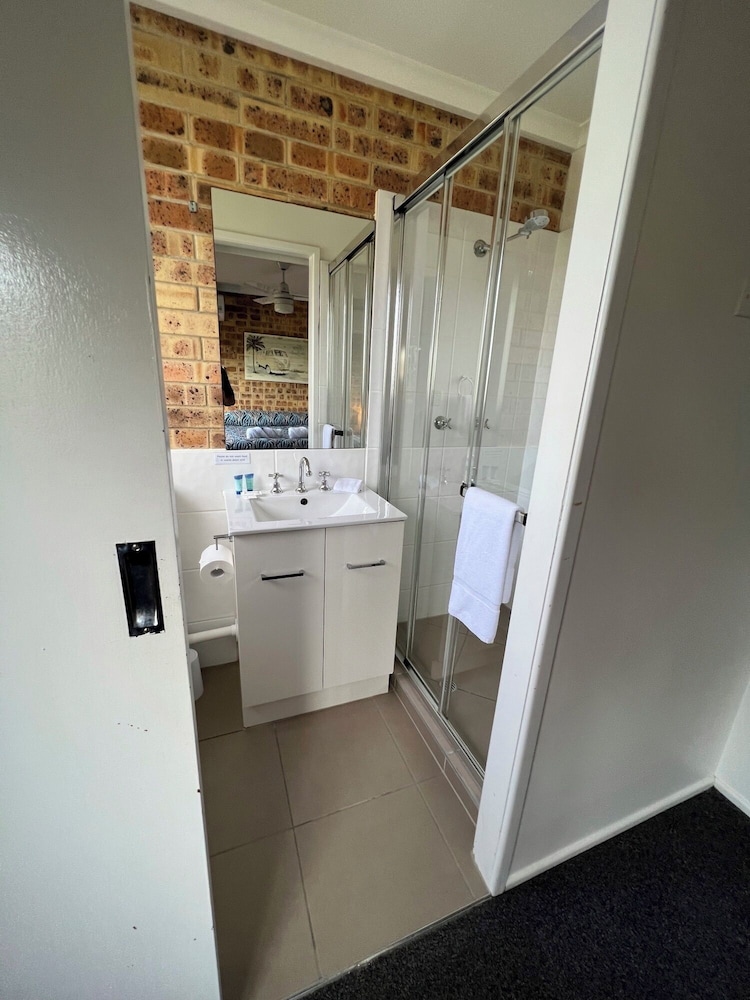 DELUXE, APARTMENT