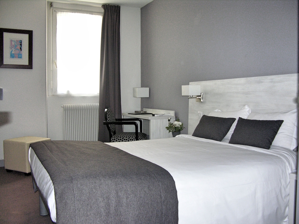 Hotel Cannes Croisette 7/35