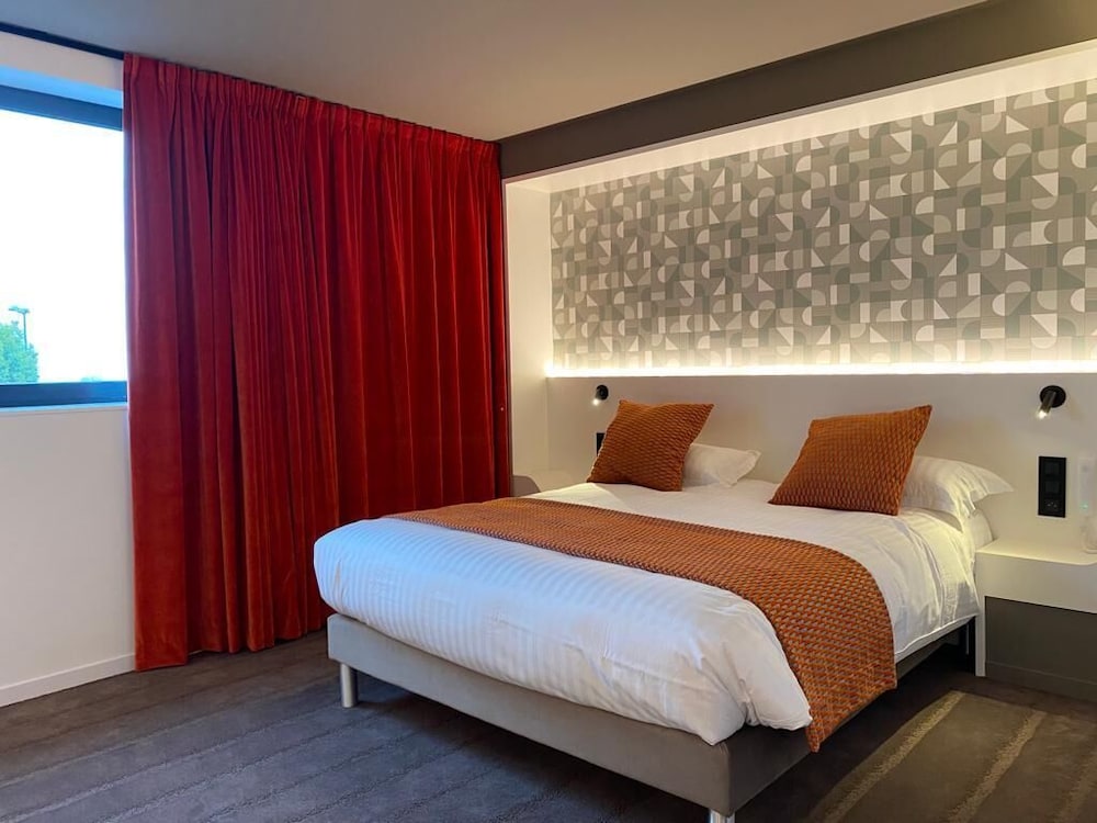Brit Hotel Fougeres - Hotel Du Parc 14/69