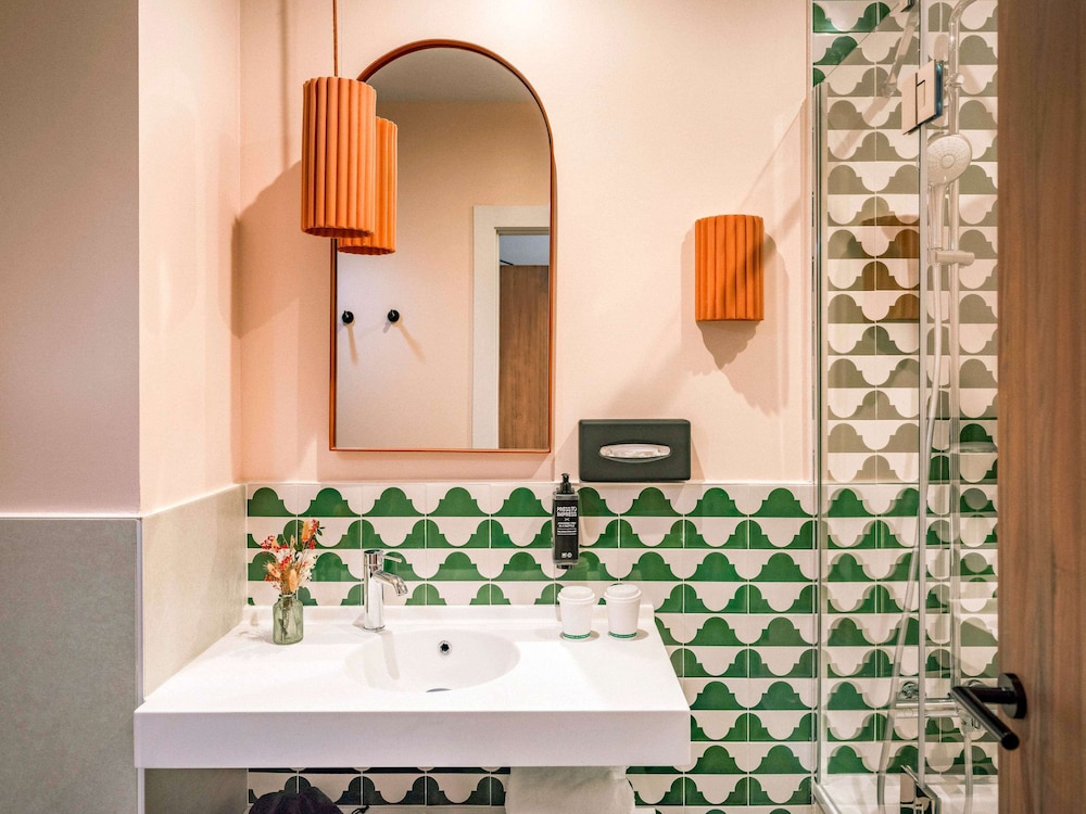 Ibis Styles Sevilla City Santa Justa 46/46