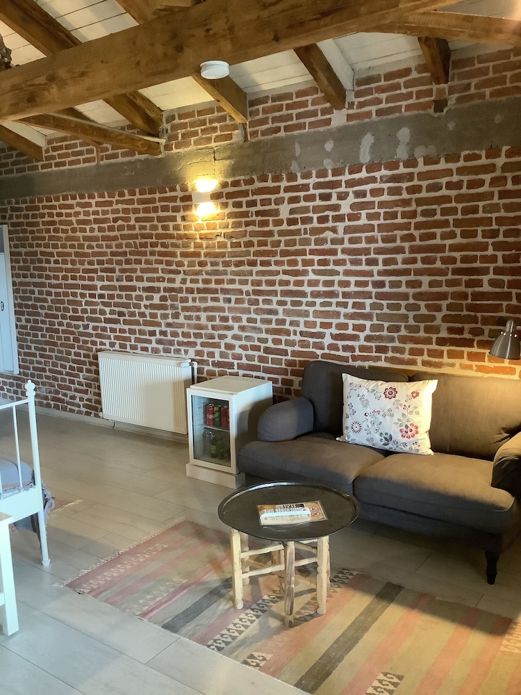 Attalos Suites Hotel 37/58