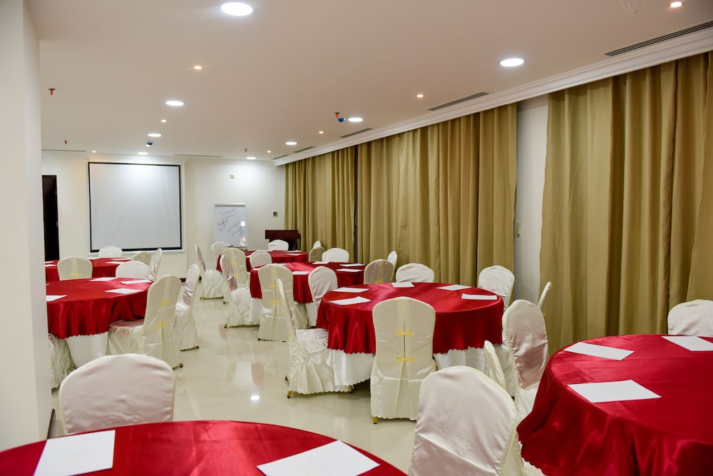 فندق اللوتس(Lotus Hotel) 44/47