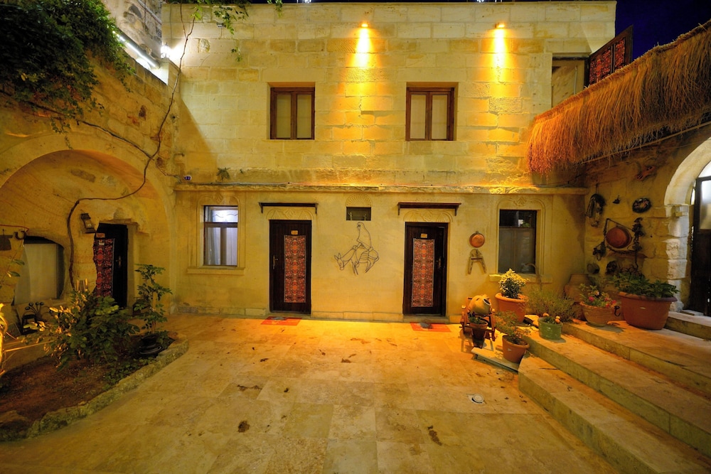 Antik Cave House 44/50