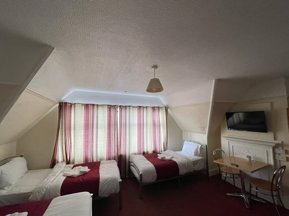 ST NICHOLAS HOTEL 11/17