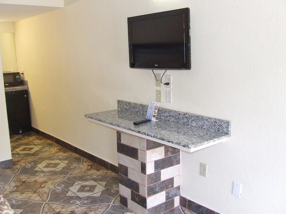 Americas Best Value Inn Beaumont Tx 18/26