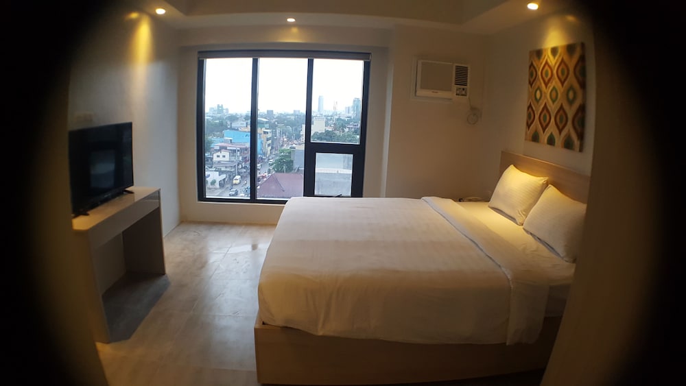 Mabolo Royal Hotel 16/50
