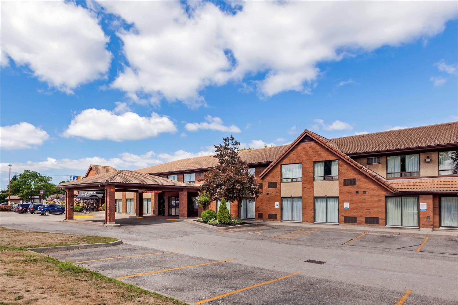 Comfort Inn Brantford 6/29