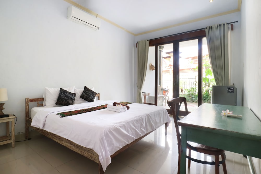 The Wina Echo Beach Guesthouse 6/45