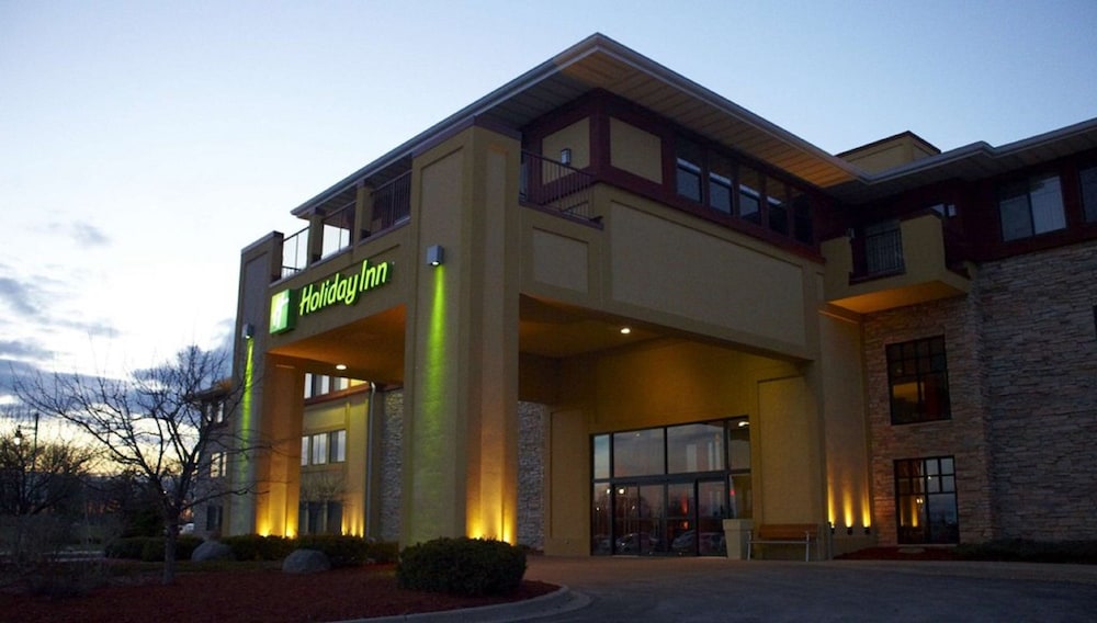 Holiday Inn Pewaukee-Milwaukee West 1/31