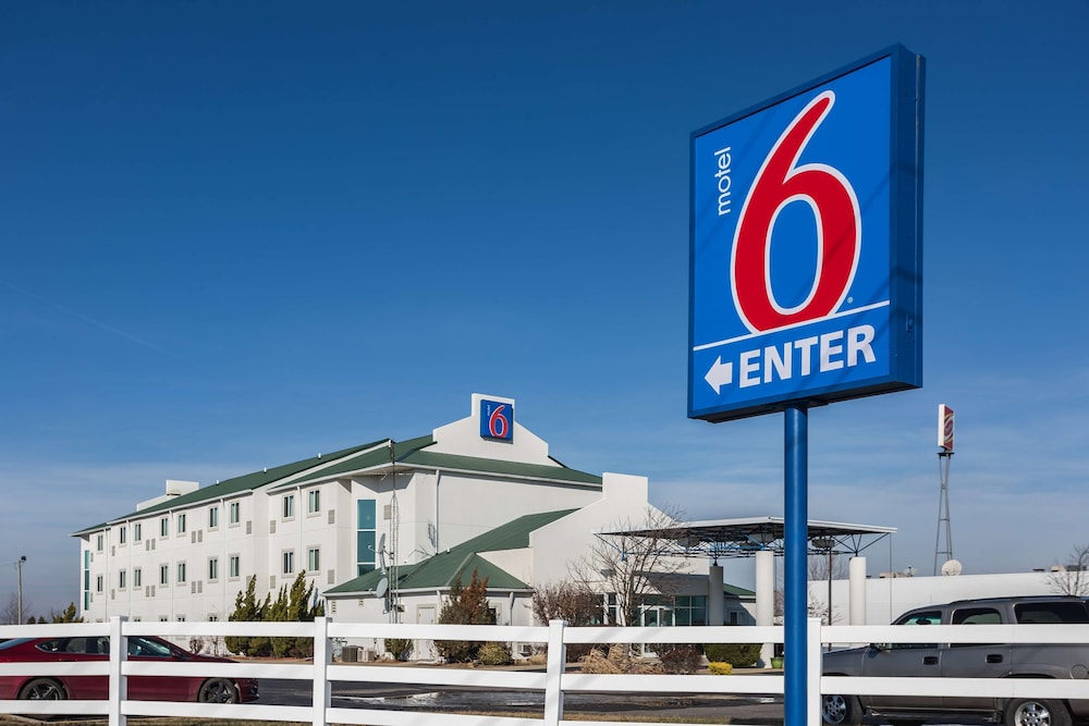 Motel6 Dale, IN in DALE - IN