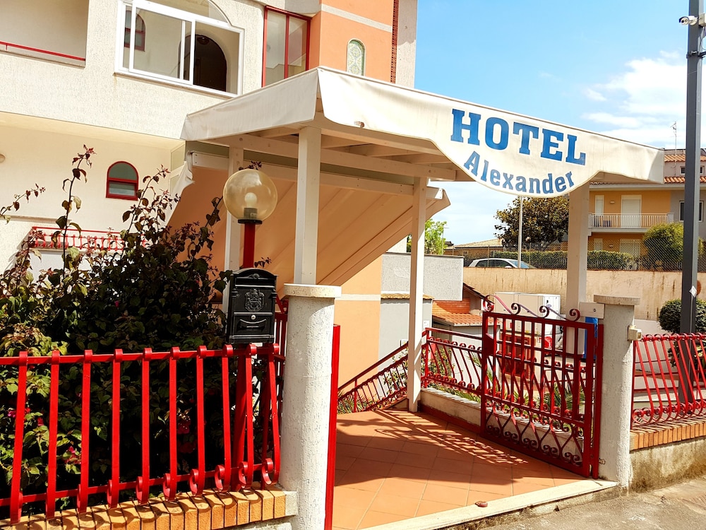 Hotel Alexander in GIARDINI NAXOS