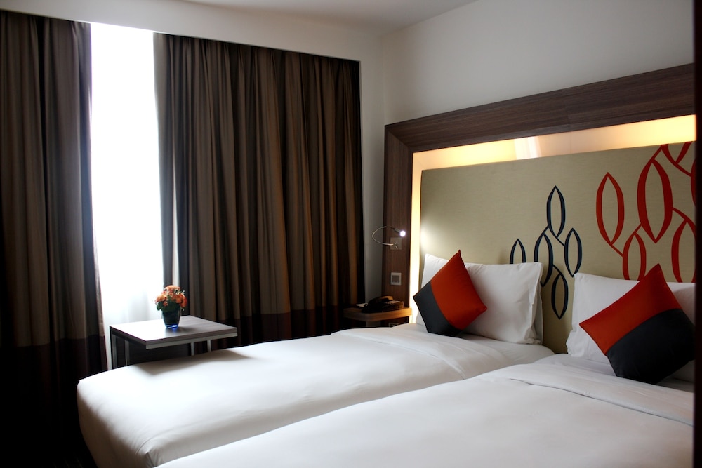 Hilton Garden Inn Bangkok Silom 13/41
