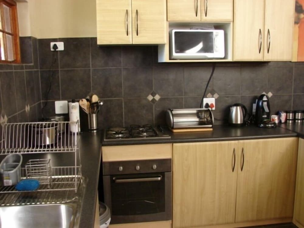 Marloth Kruger Accommodation 50/50