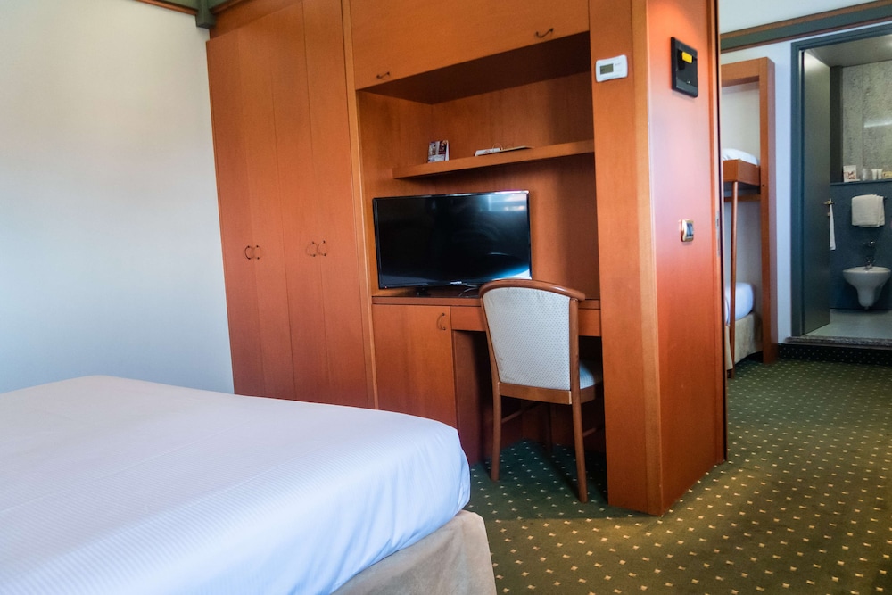 Jet Hotel Sure Hotel Collection By Best Western 15/75
